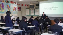 グローバル科英語論文発表会を開催しました。