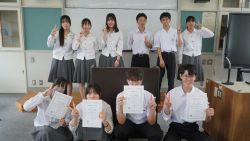 【英語科】校内英語スピーチコンテストを行いました