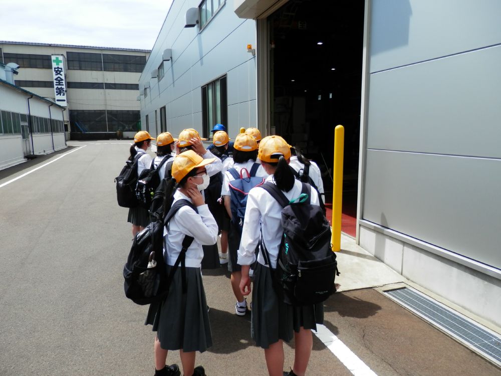 武生東高等学校 Hino・Quest(【2022年度1年生】産官学連携③(企業探究訪問)として,越前市の企業4社を訪問し,自ら設定した探究テーマの検証を行いました。)