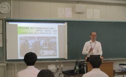 2学年　学問発見講座