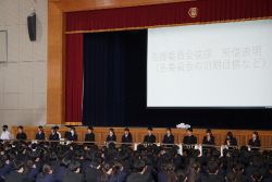 前期生徒総会を行いました